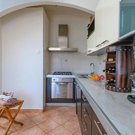 Apartment Dobric Koromacno Exterior photo